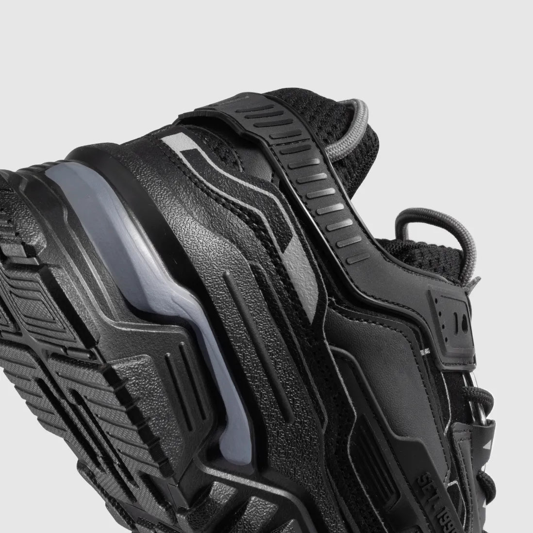 Cosa Coal Black (MEN'S)